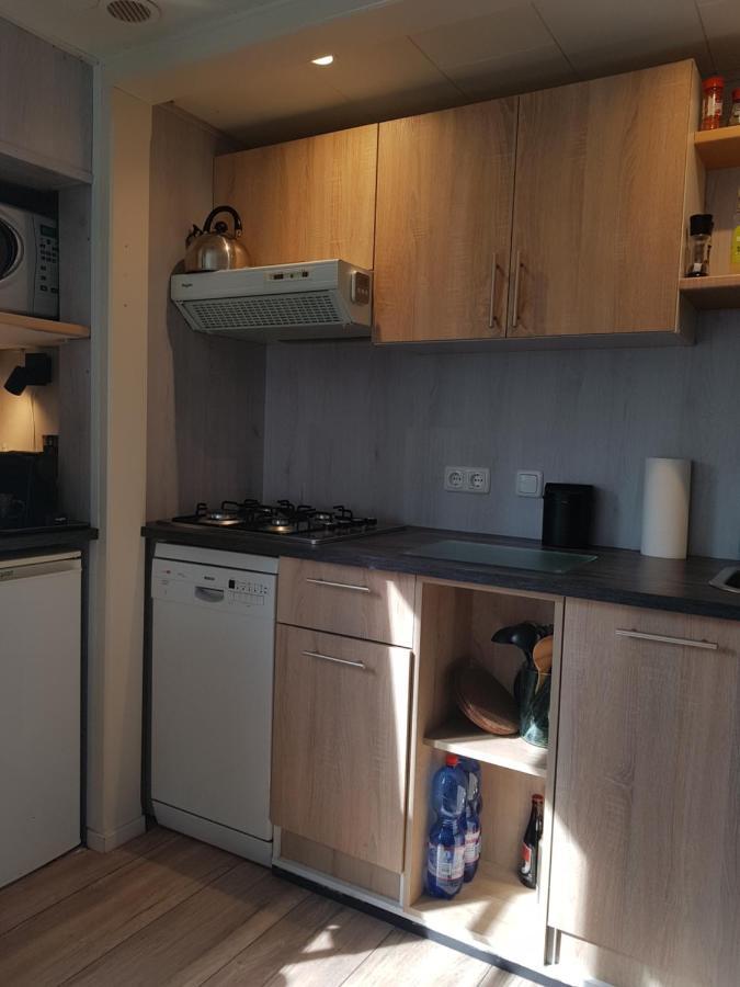 Chalet 2 Pers Met Hottub - Aan De Bosrand - Ijsselmeer - Gaasterland - Bos Rijs Exterior foto
